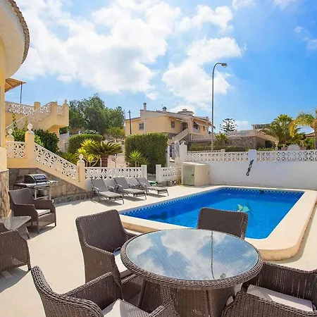 Villa Ch Costablanca *